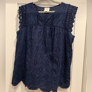 Knox Rose navy eyelet top size small